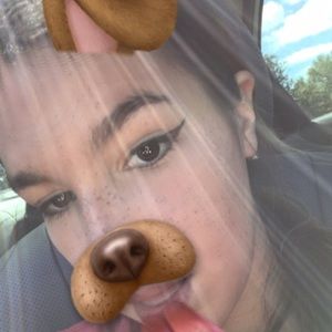 Meet your Posher, Sierra